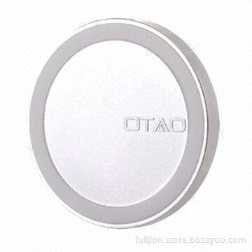 Qi Wireless Power Charger with FCC and EC Marks